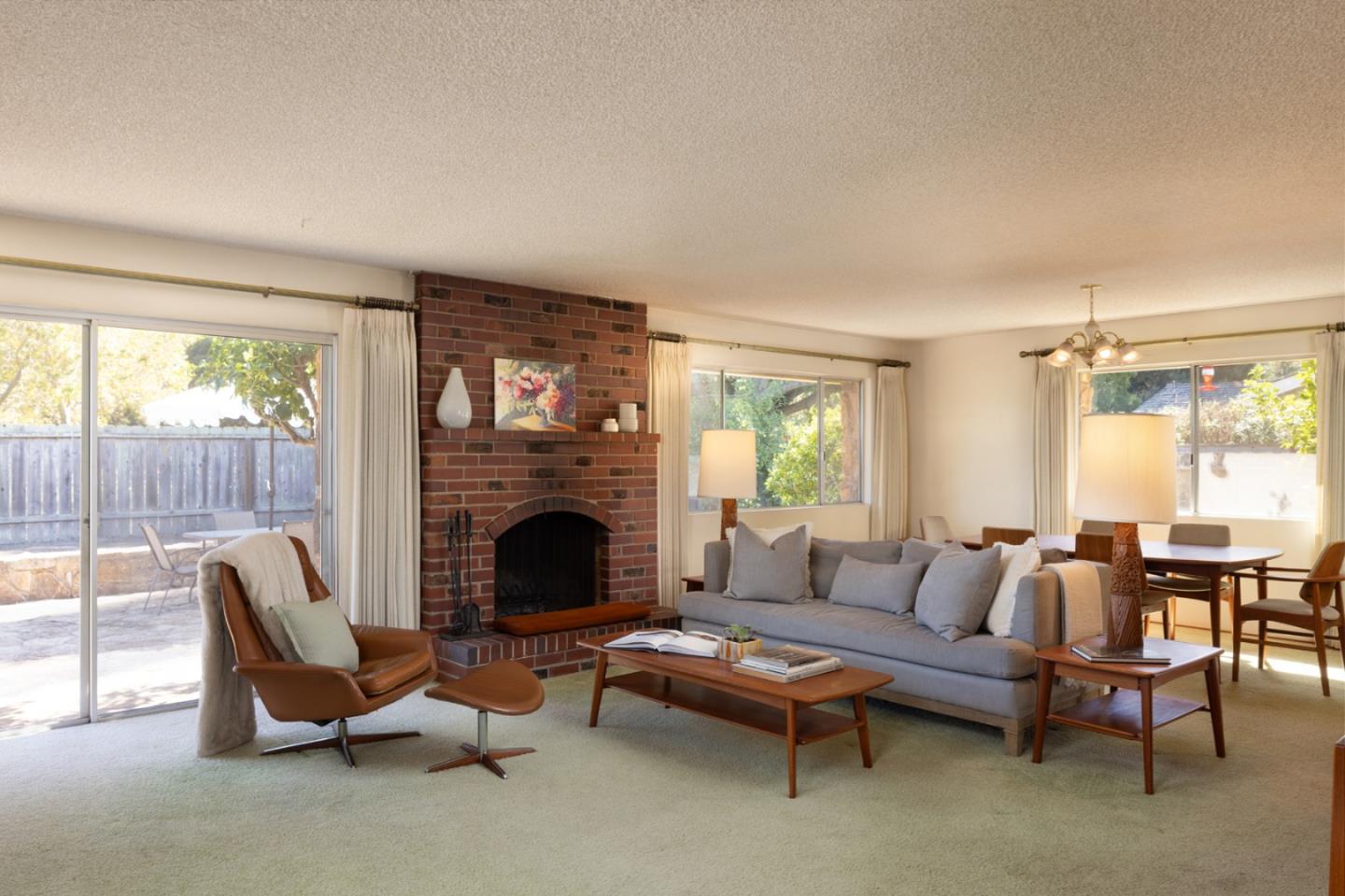 Detail Gallery Image 2 of 13 For 22985 Guidotti Dr, Salinas,  CA 93908 - 3 Beds | 2 Baths