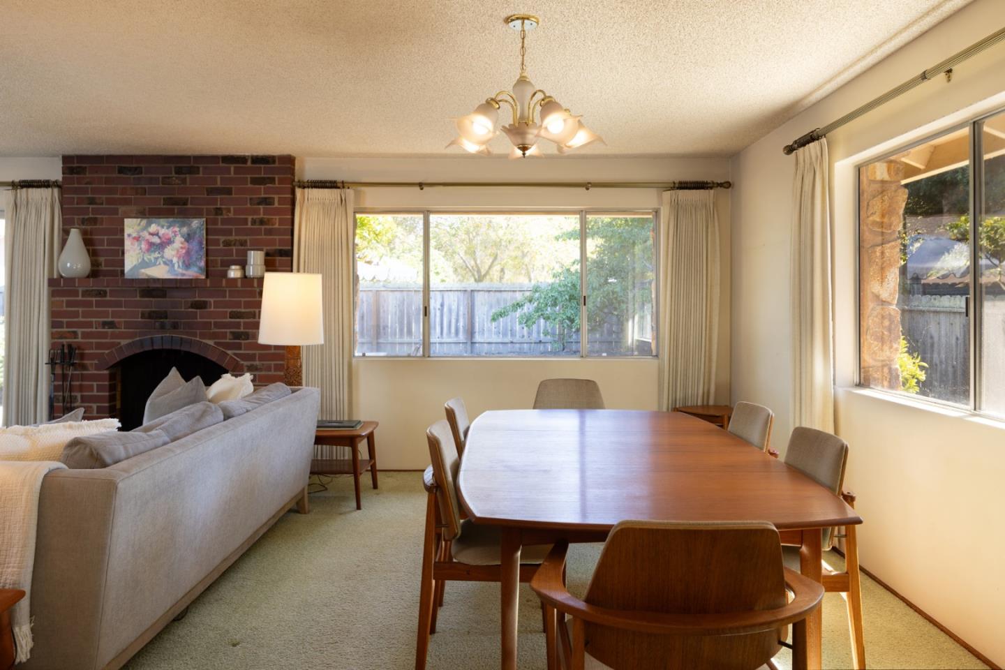 Detail Gallery Image 6 of 13 For 22985 Guidotti Dr, Salinas,  CA 93908 - 3 Beds | 2 Baths