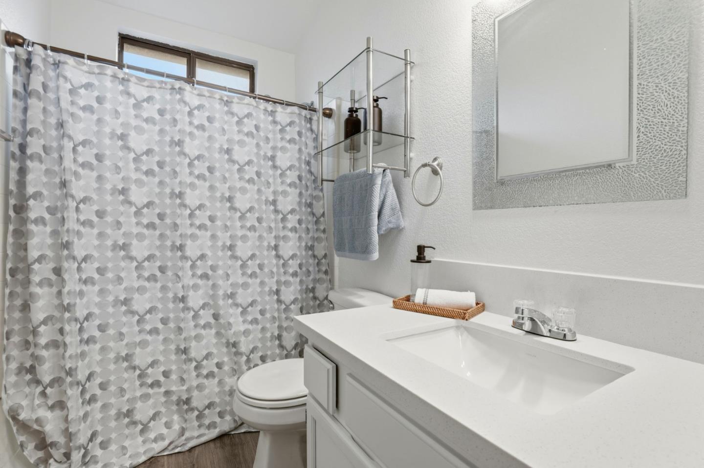 Detail Gallery Image 27 of 36 For 251 Gibson Dr #G52,  Hollister,  CA 95023 - 2 Beds | 1/1 Baths