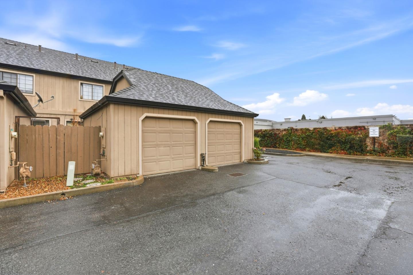 Detail Gallery Image 32 of 36 For 251 Gibson Dr #G52,  Hollister,  CA 95023 - 2 Beds | 1/1 Baths