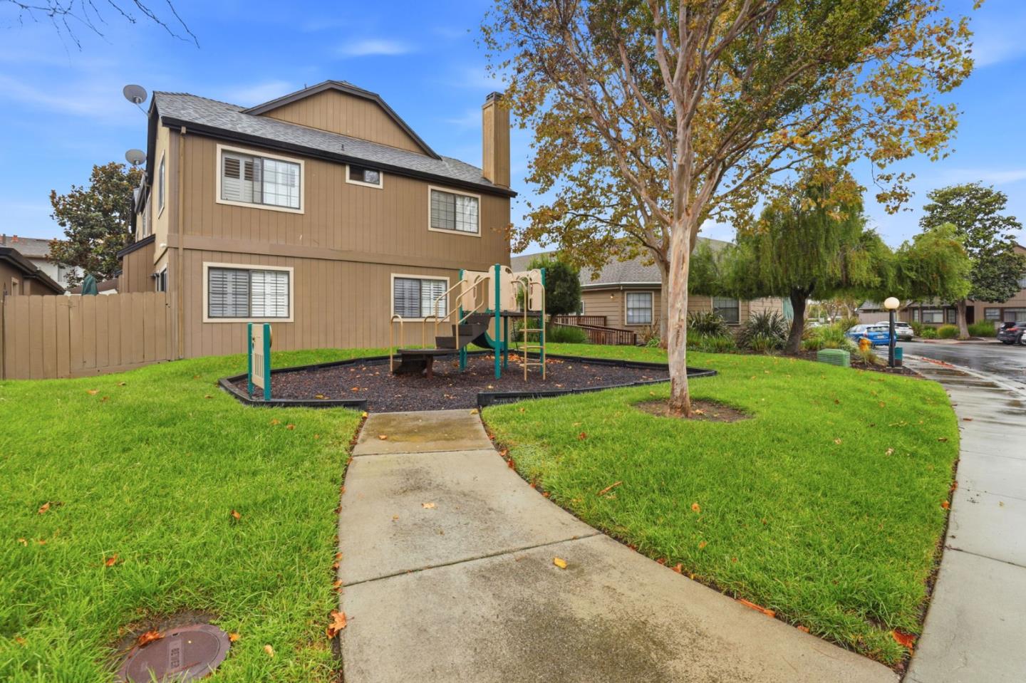 Detail Gallery Image 34 of 36 For 251 Gibson Dr #G52,  Hollister,  CA 95023 - 2 Beds | 1/1 Baths