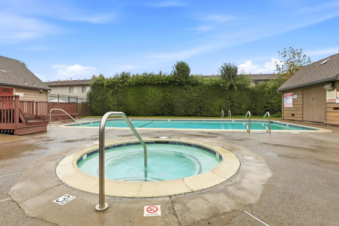 Detail Gallery Image 35 of 36 For 251 Gibson Dr #G52,  Hollister,  CA 95023 - 2 Beds | 1/1 Baths