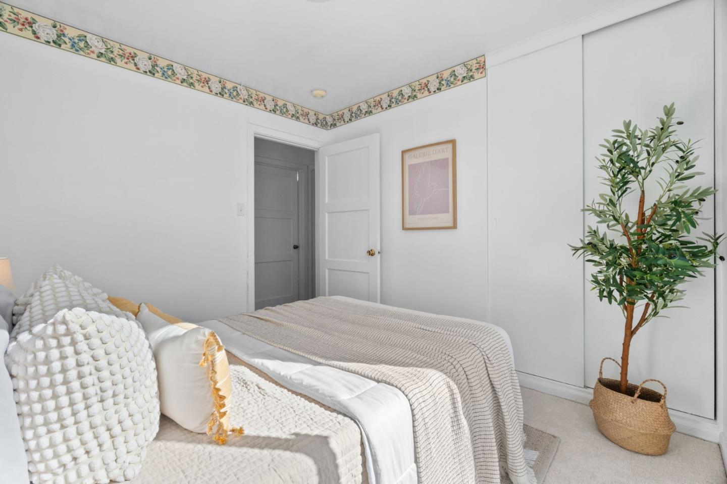 Detail Gallery Image 15 of 49 For 831 Byron Dr, South San Francisco,  CA 94080 - 4 Beds | 2 Baths