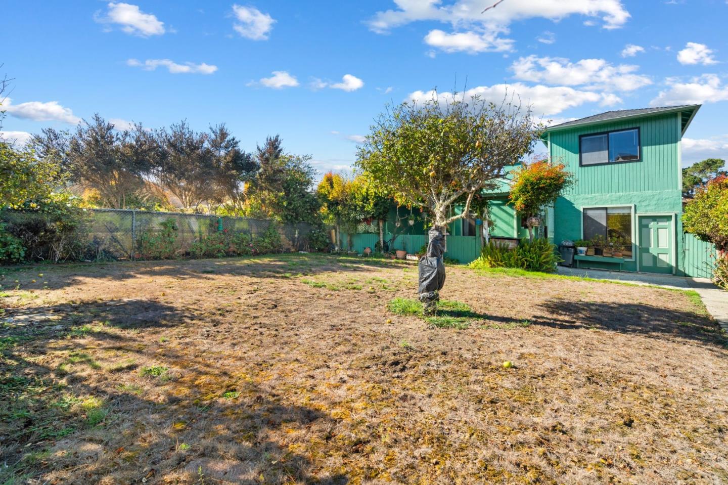 Detail Gallery Image 34 of 49 For 831 Byron Dr, South San Francisco,  CA 94080 - 4 Beds | 2 Baths