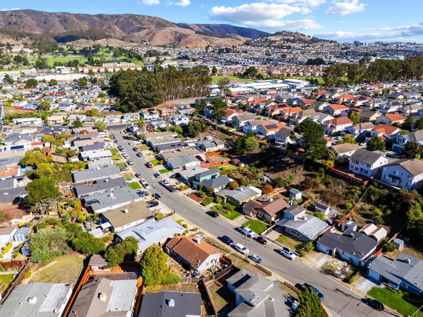 Detail Gallery Image 47 of 49 For 831 Byron Dr, South San Francisco,  CA 94080 - 4 Beds | 2 Baths