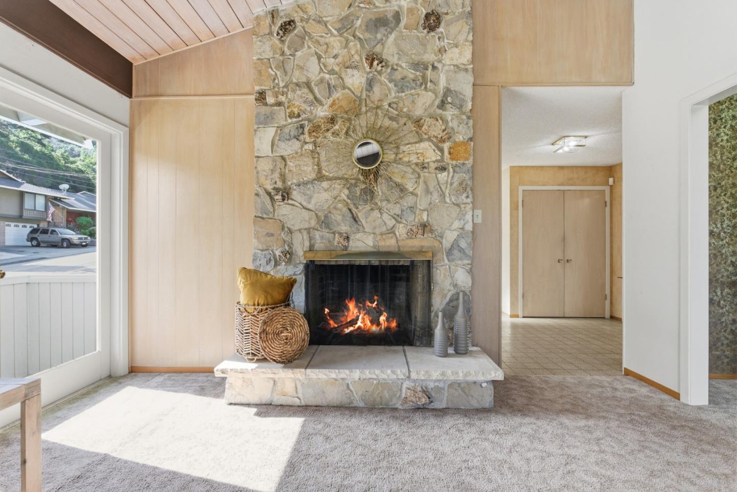 Detail Gallery Image 11 of 45 For 3104 Brittan Ave, San Carlos,  CA 94070 - 3 Beds | 2/1 Baths