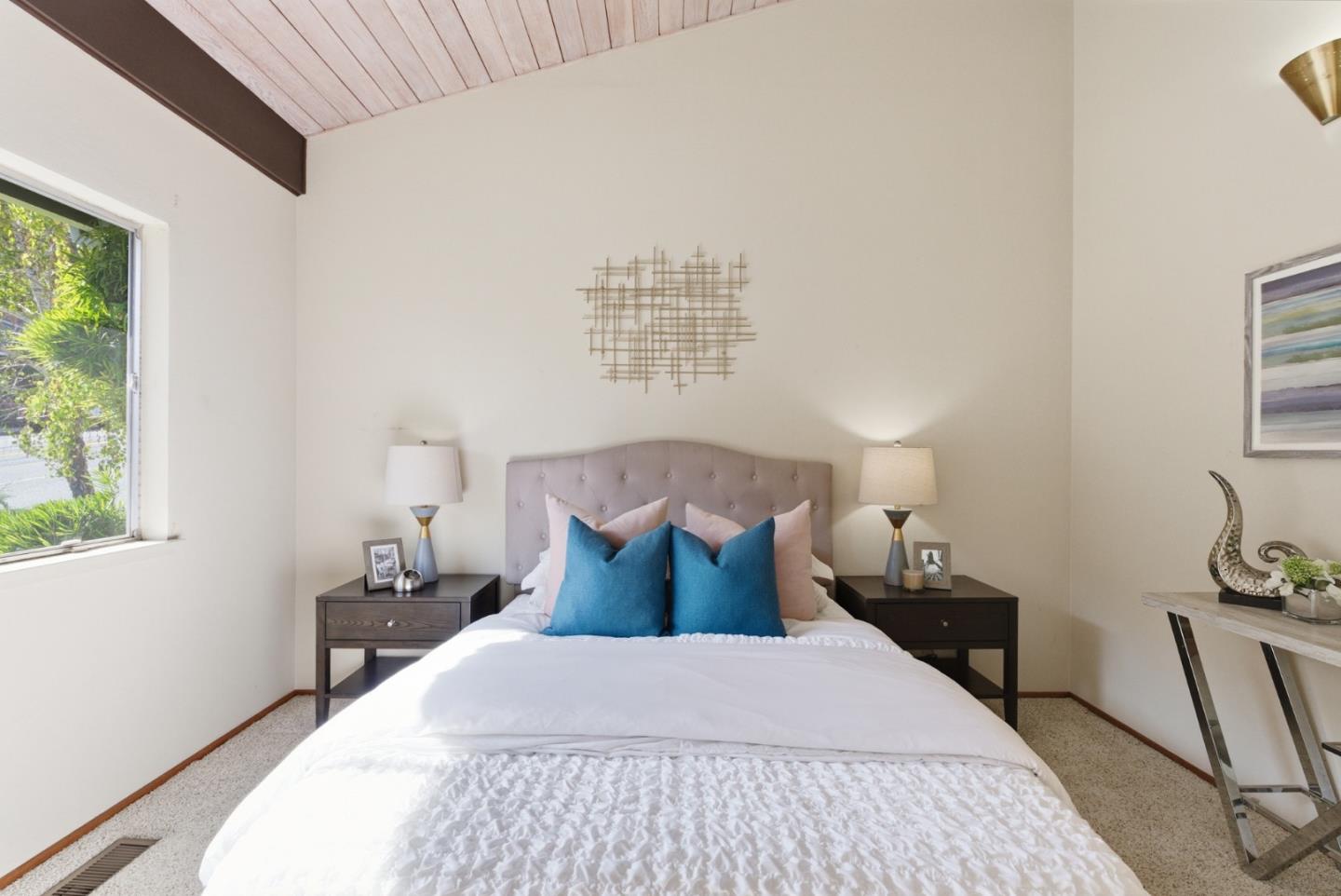 Detail Gallery Image 23 of 45 For 3104 Brittan Ave, San Carlos,  CA 94070 - 3 Beds | 2/1 Baths