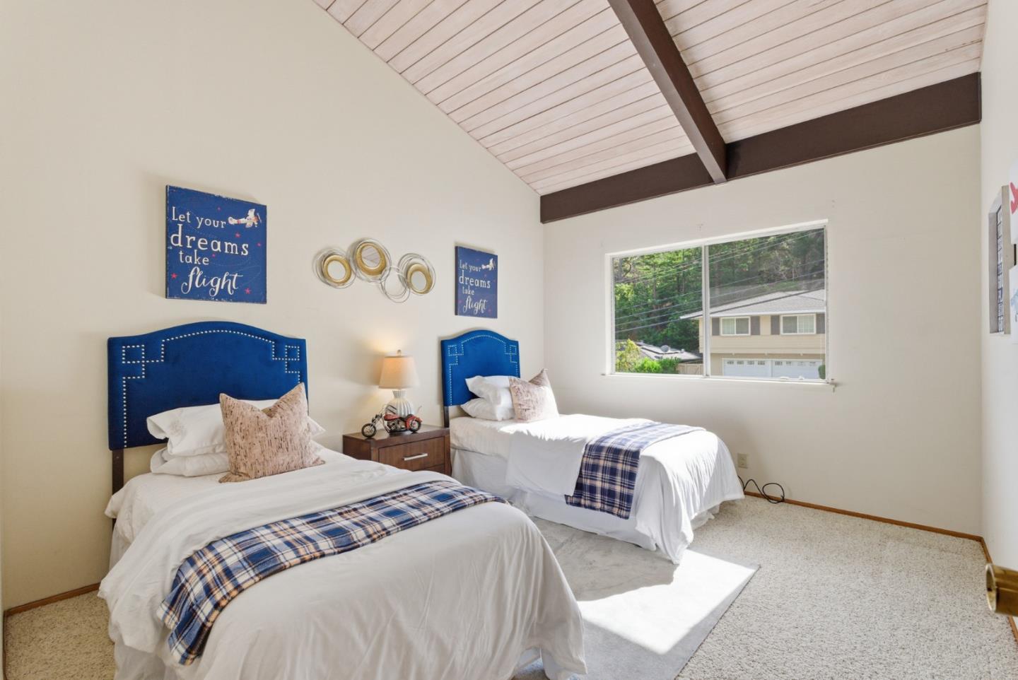 Detail Gallery Image 24 of 45 For 3104 Brittan Ave, San Carlos,  CA 94070 - 3 Beds | 2/1 Baths