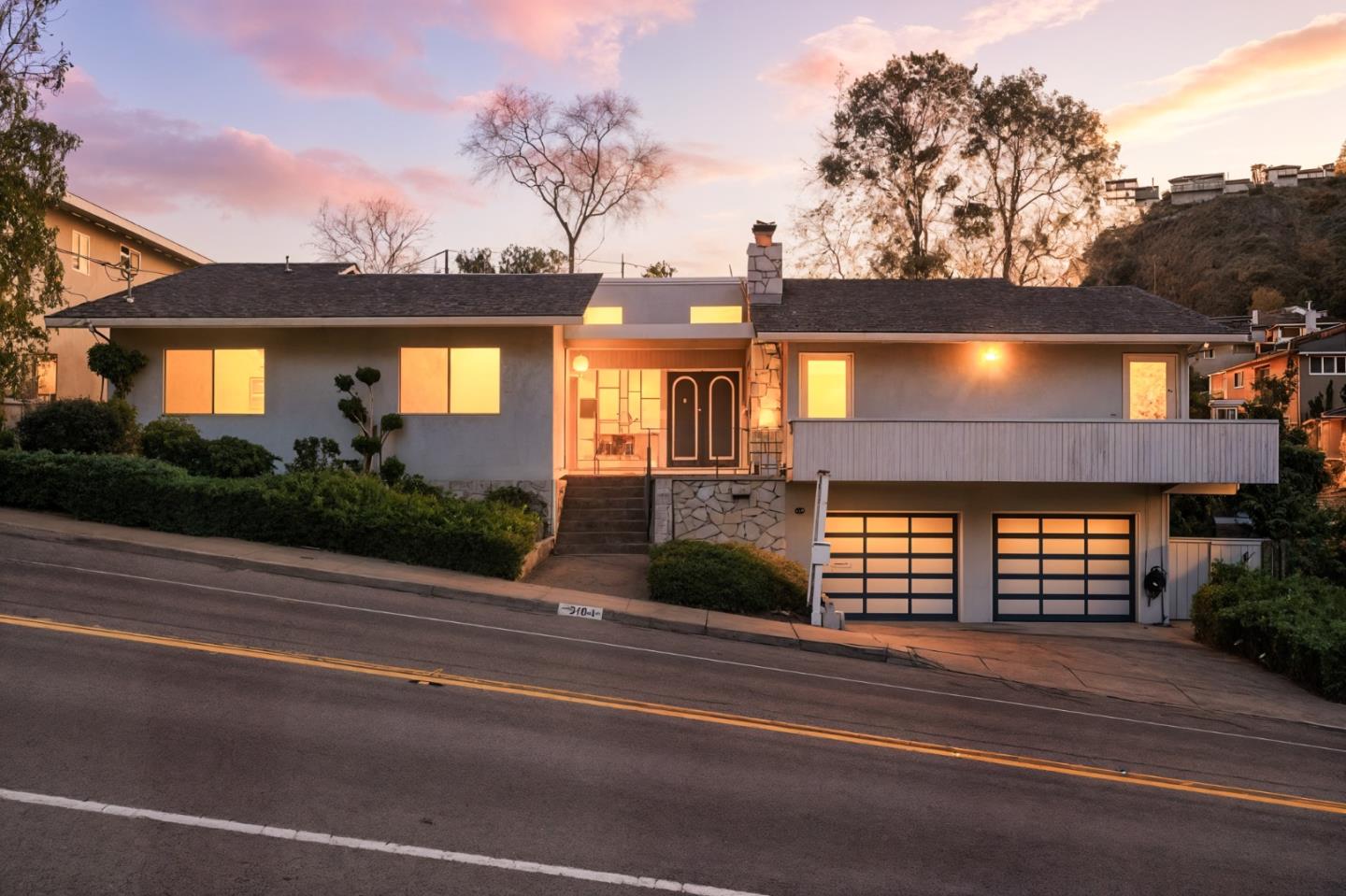 Detail Gallery Image 43 of 45 For 3104 Brittan Ave, San Carlos,  CA 94070 - 3 Beds | 2/1 Baths