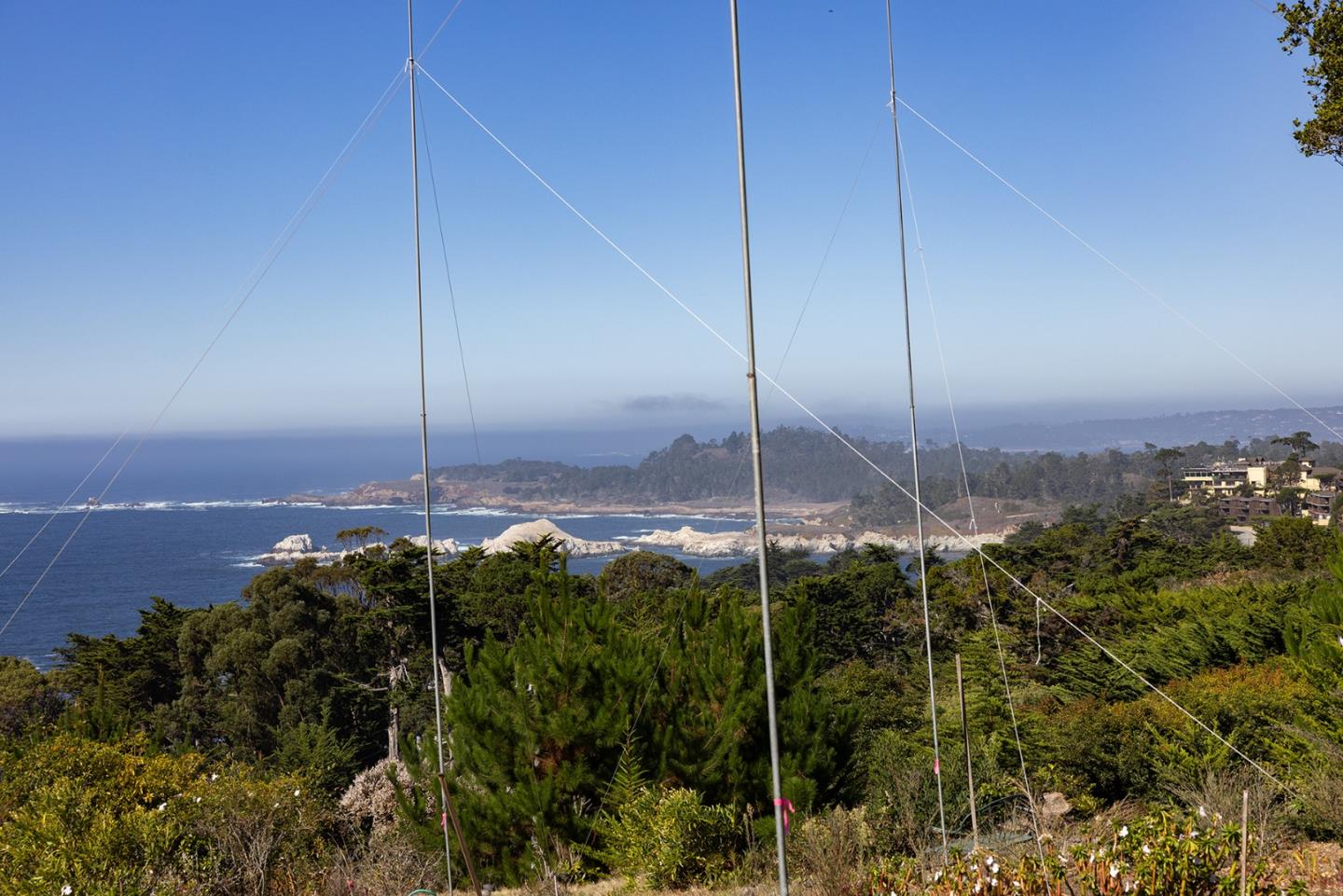 Detail Gallery Image 9 of 12 For 232 Lower Walden Rd, Carmel,  CA 93923 - – Beds | – Baths