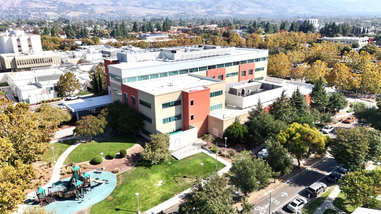 Detail Gallery Image 2 of 41 For 200 Jose Figueres Ave #340,  San Jose,  CA 95116 - – Beds | – Baths