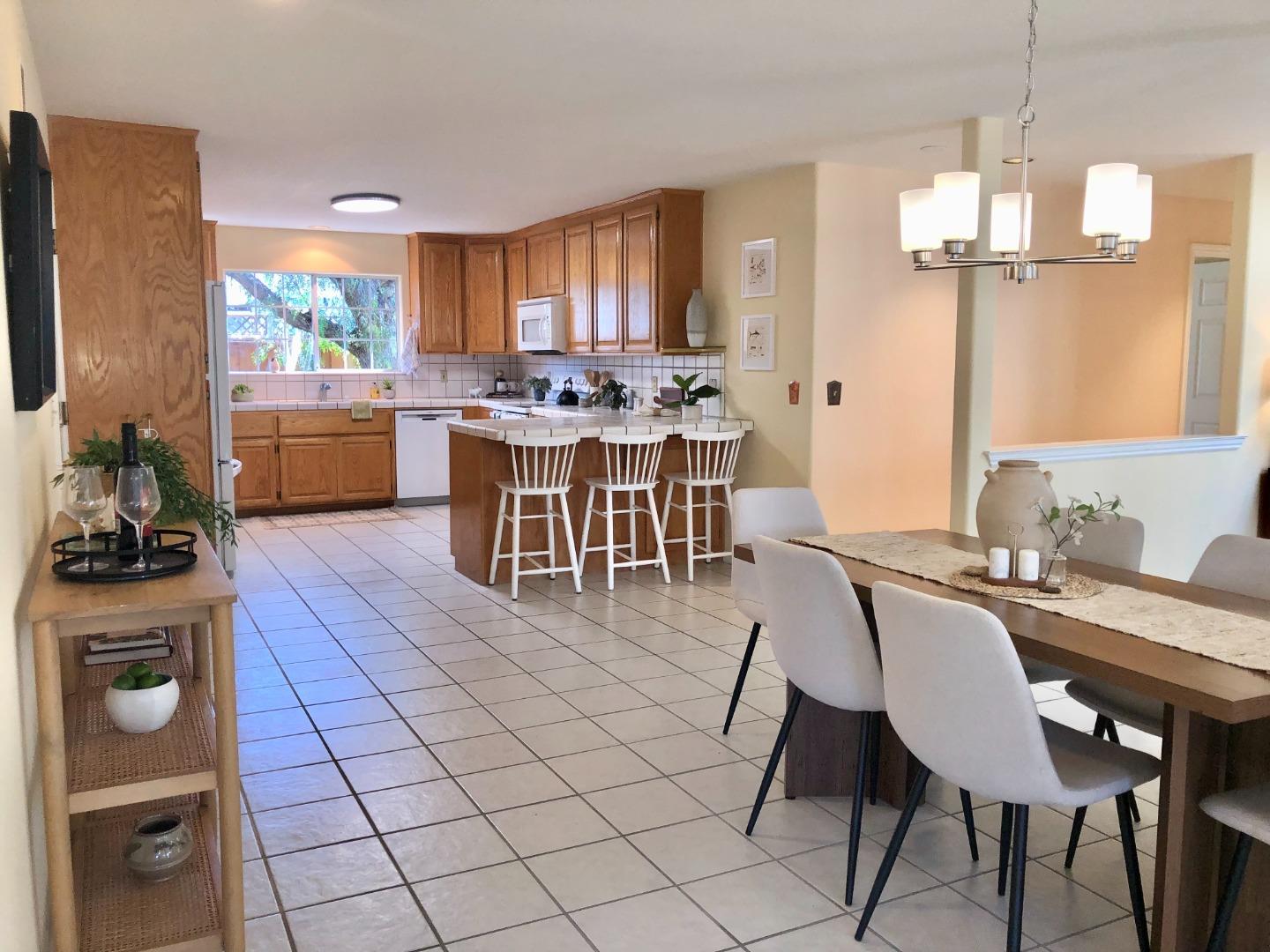 Detail Gallery Image 15 of 46 For 1220 Webster St, Santa Cruz,  CA 95062 - 3 Beds | 2 Baths