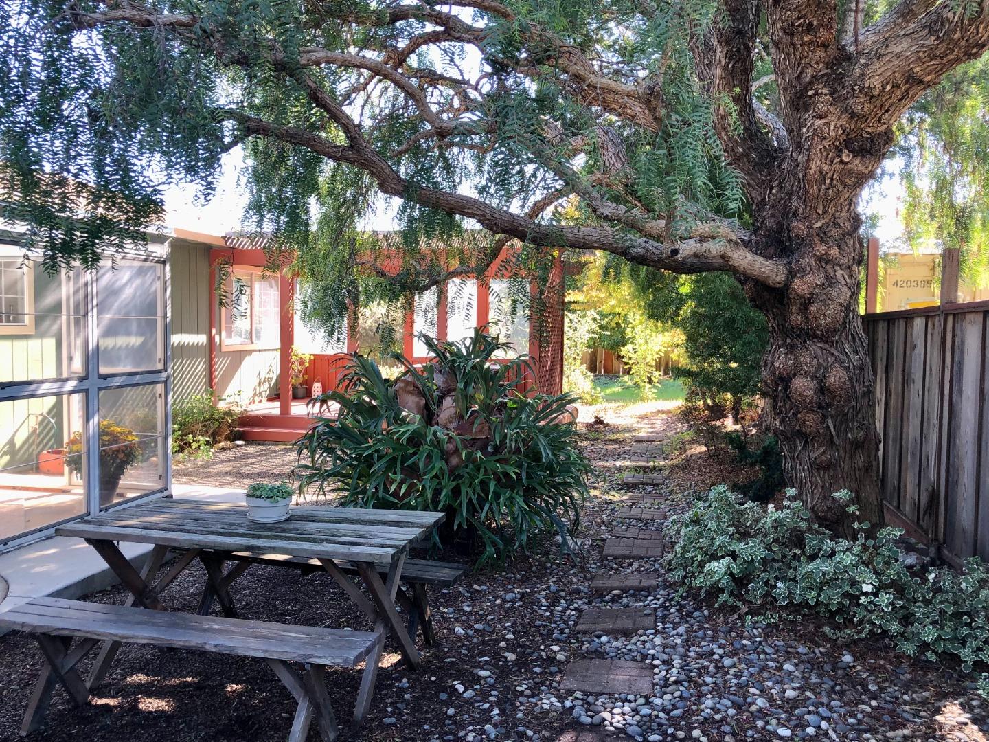 Detail Gallery Image 43 of 46 For 1220 Webster St, Santa Cruz,  CA 95062 - 3 Beds | 2 Baths