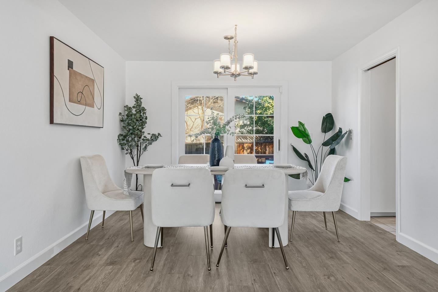 Detail Gallery Image 11 of 61 For 1638 Peachwood Dr, San Jose,  CA 95132 - 4 Beds | 3 Baths