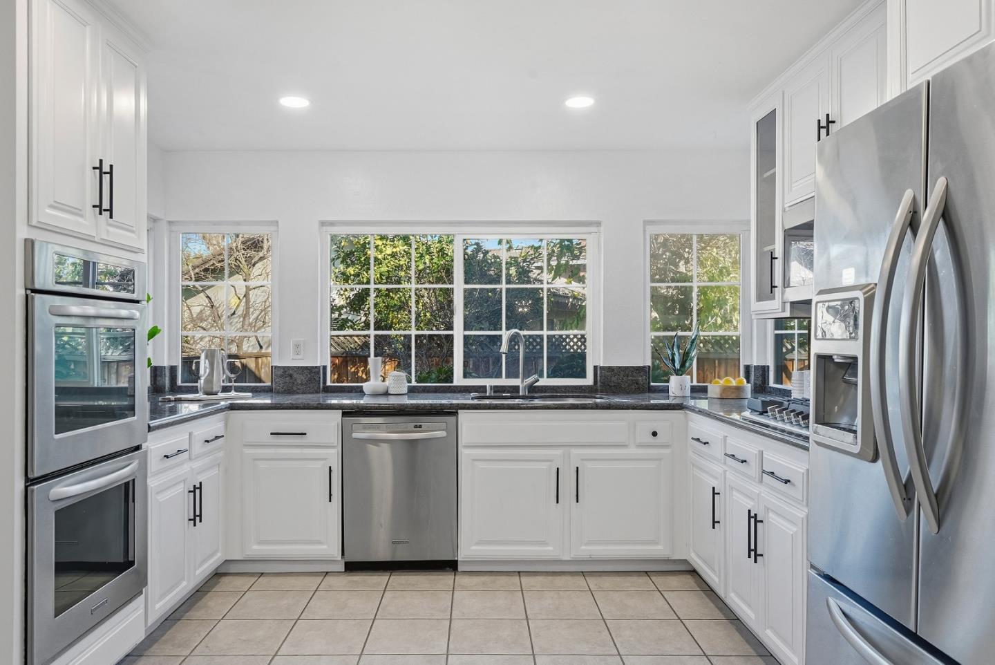 Detail Gallery Image 13 of 61 For 1638 Peachwood Dr, San Jose,  CA 95132 - 4 Beds | 3 Baths