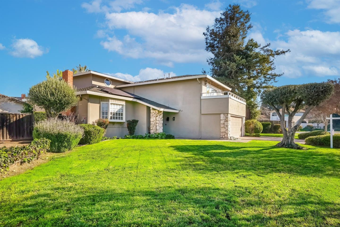 Detail Gallery Image 2 of 61 For 1638 Peachwood Dr, San Jose,  CA 95132 - 4 Beds | 3 Baths