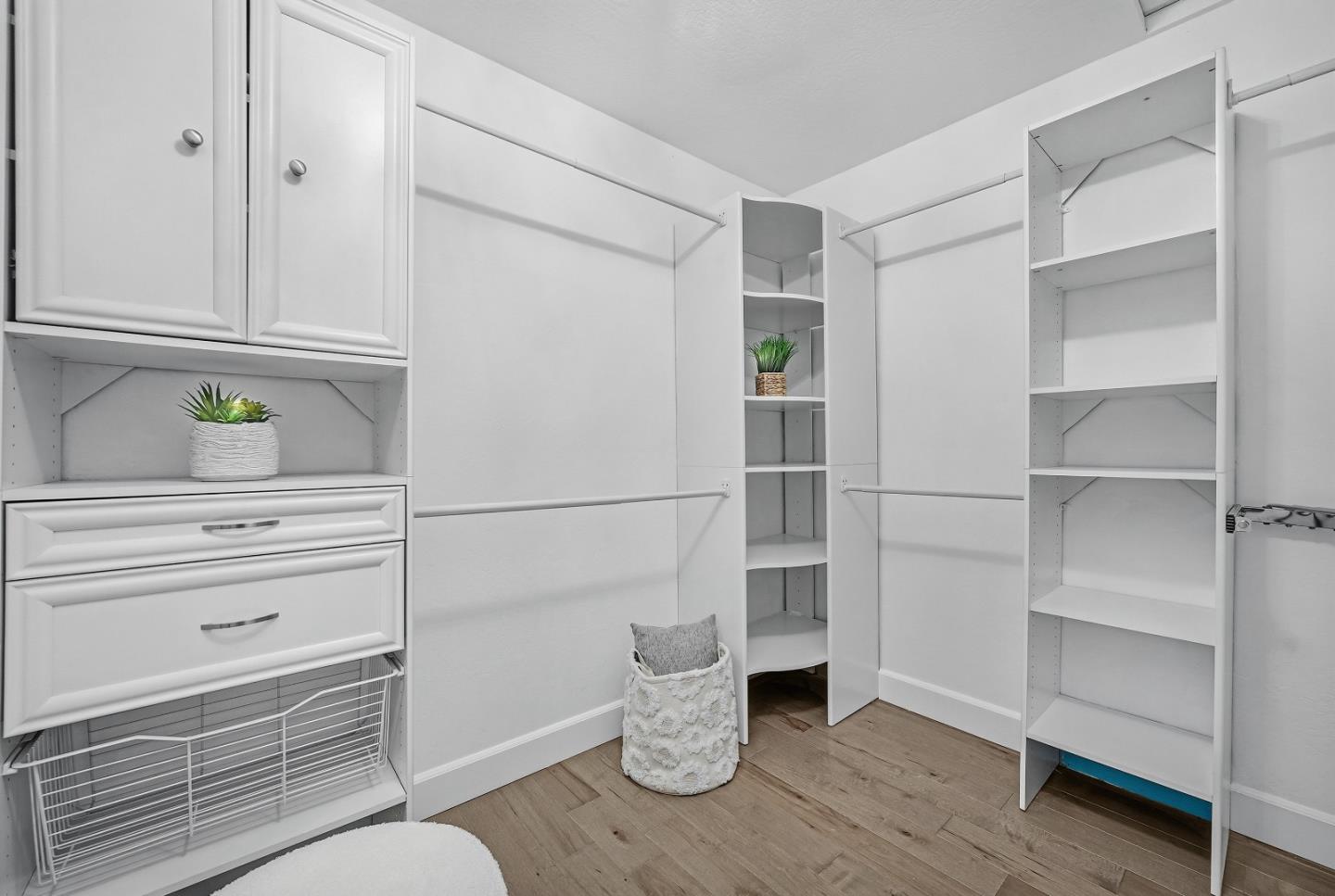 Detail Gallery Image 32 of 61 For 1638 Peachwood Dr, San Jose,  CA 95132 - 4 Beds | 3 Baths