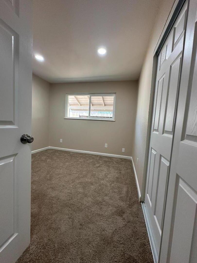 Detail Gallery Image 27 of 79 For 130 E 21st St, Tracy,  CA 95376 - 5 Beds | 2 Baths