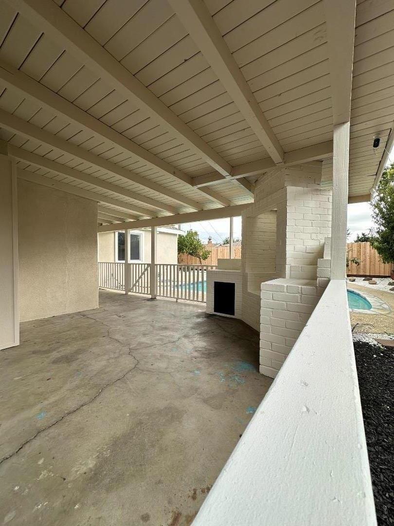 Detail Gallery Image 50 of 79 For 130 E 21st St, Tracy,  CA 95376 - 5 Beds | 2 Baths
