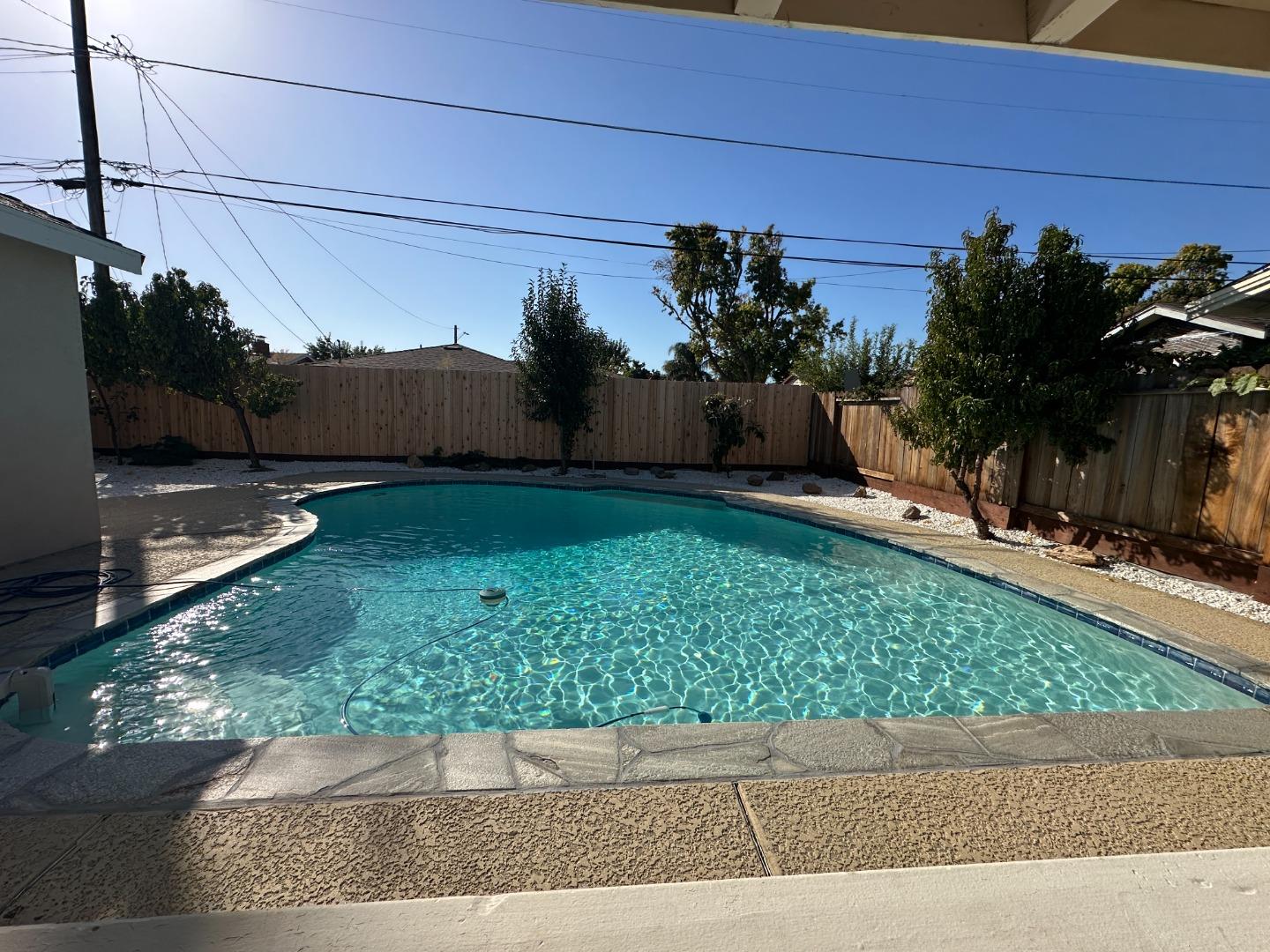 Detail Gallery Image 55 of 79 For 130 E 21st St, Tracy,  CA 95376 - 5 Beds | 2 Baths