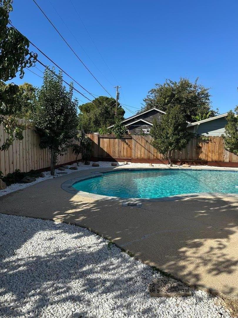 Detail Gallery Image 62 of 79 For 130 E 21st St, Tracy,  CA 95376 - 5 Beds | 2 Baths