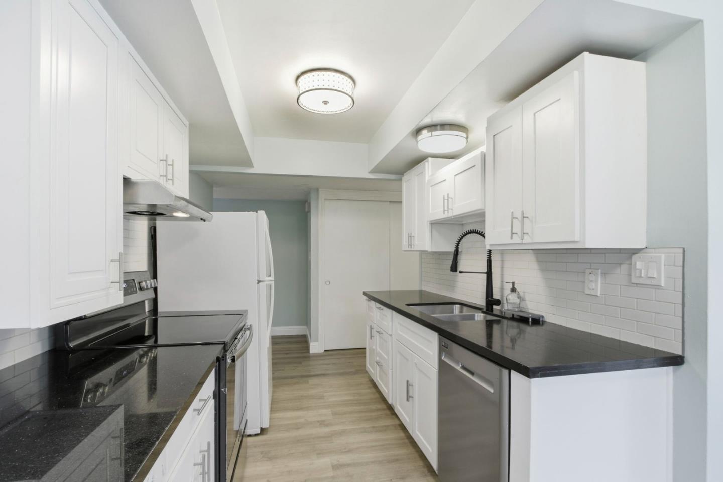 Detail Gallery Image 11 of 41 For 2100 Tiny St, Milpitas,  CA 95035 - 3 Beds | 2 Baths