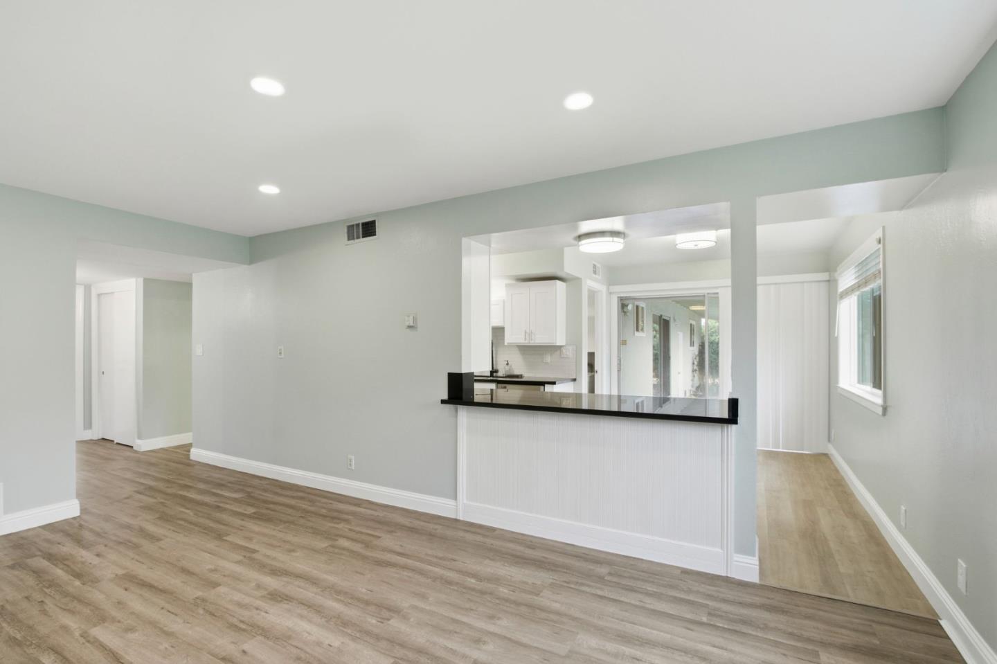 Detail Gallery Image 17 of 41 For 2100 Tiny St, Milpitas,  CA 95035 - 3 Beds | 2 Baths