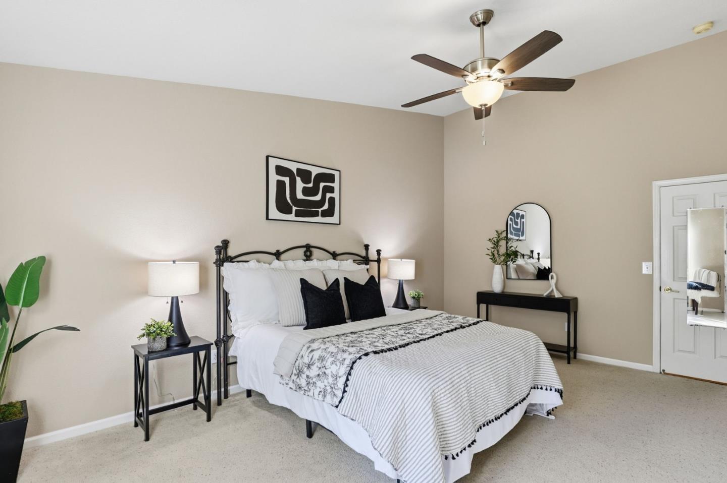 Detail Gallery Image 18 of 34 For 1486 Swallow Ln, Gilroy,  CA 95020 - 4 Beds | 2 Baths