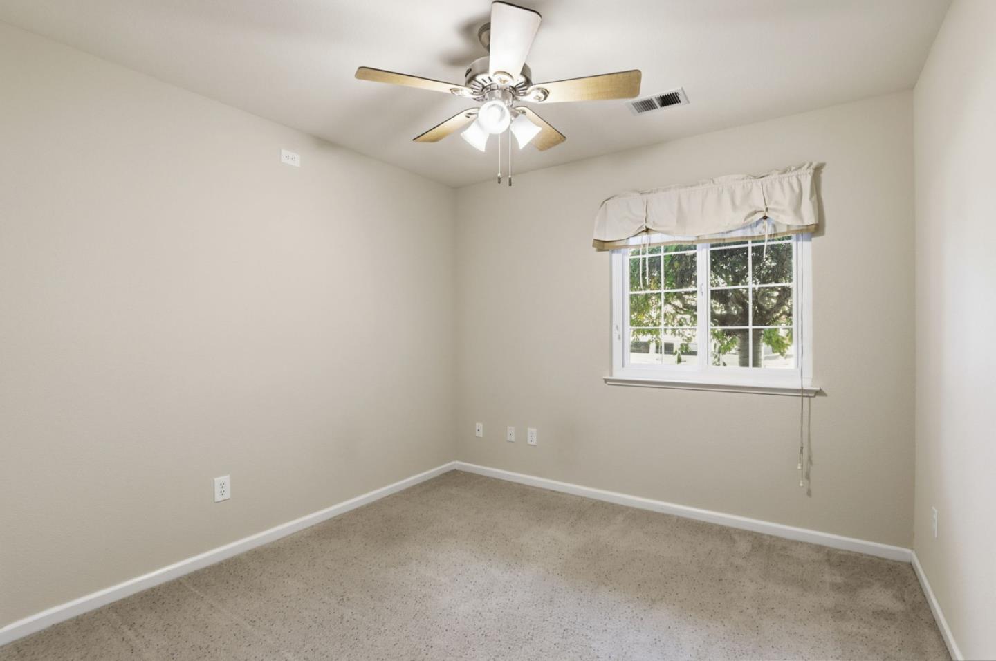 Detail Gallery Image 24 of 34 For 1486 Swallow Ln, Gilroy,  CA 95020 - 4 Beds | 2 Baths