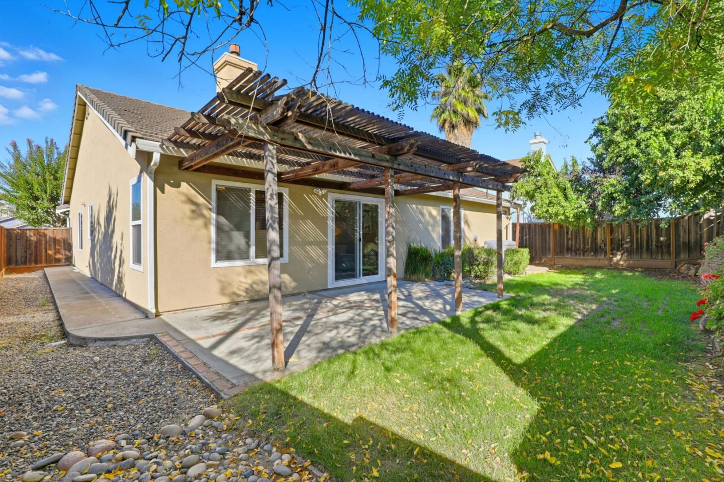 Detail Gallery Image 32 of 34 For 1486 Swallow Ln, Gilroy,  CA 95020 - 4 Beds | 2 Baths