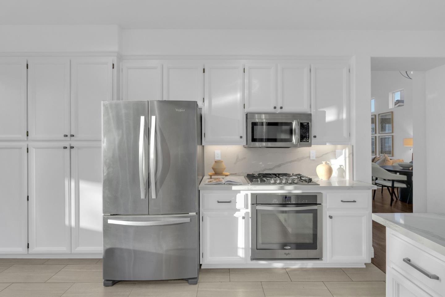 Detail Gallery Image 13 of 42 For 3489 Quarry Park Dr, San Jose,  CA 95136 - 3 Beds | 2/1 Baths