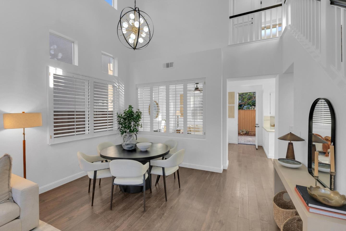 Detail Gallery Image 7 of 42 For 3489 Quarry Park Dr, San Jose,  CA 95136 - 3 Beds | 2/1 Baths