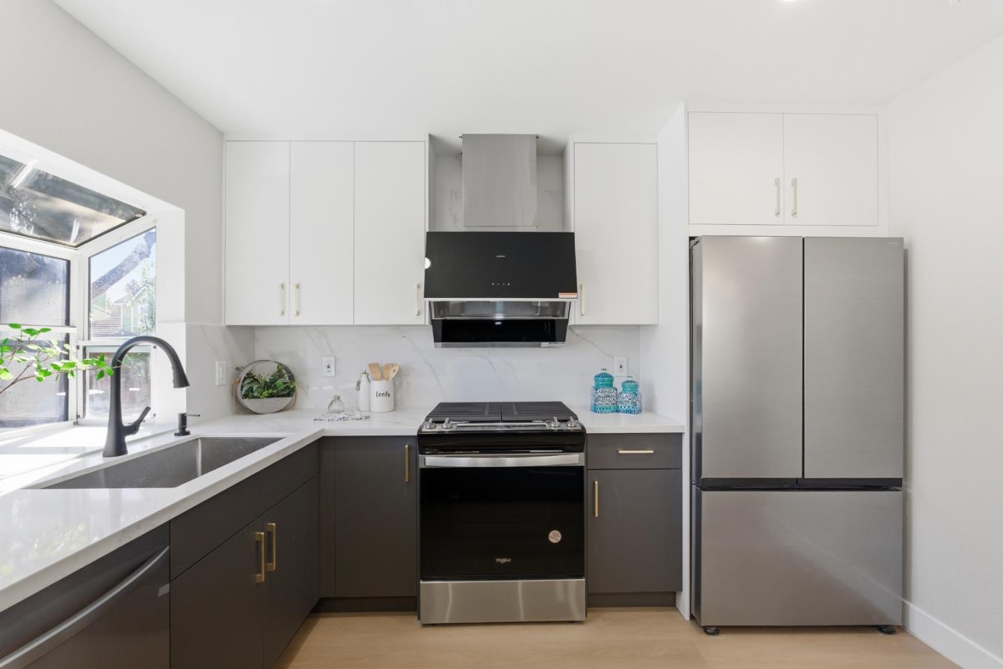 Detail Gallery Image 17 of 54 For 2204 Ladymuir Ct, San Jose,  CA 95131 - 4 Beds | 2 Baths