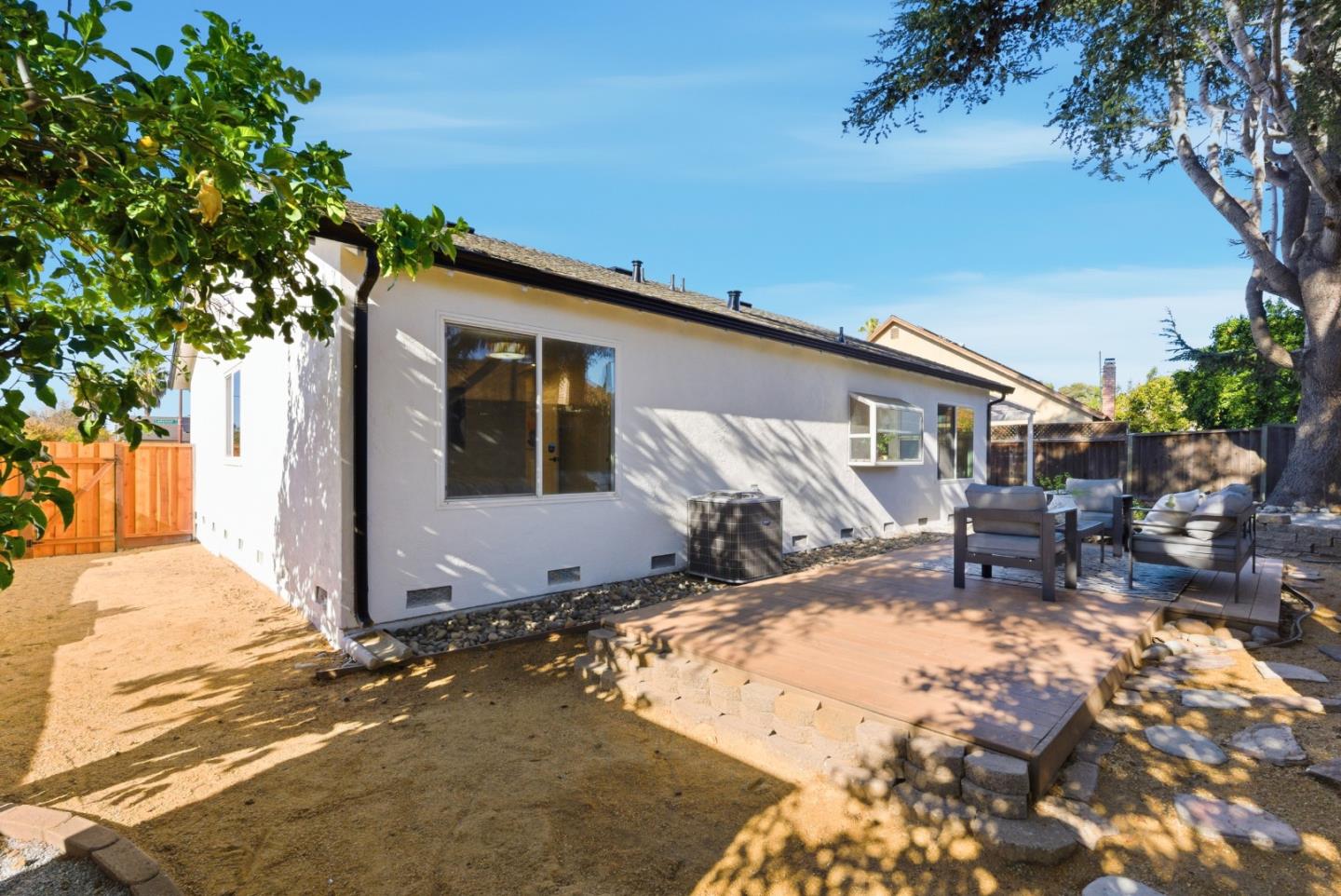 Detail Gallery Image 44 of 54 For 2204 Ladymuir Ct, San Jose,  CA 95131 - 4 Beds | 2 Baths