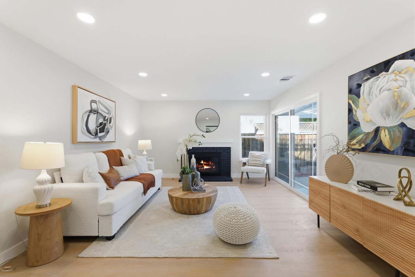 Detail Gallery Image 7 of 54 For 2204 Ladymuir Ct, San Jose,  CA 95131 - 4 Beds | 2 Baths