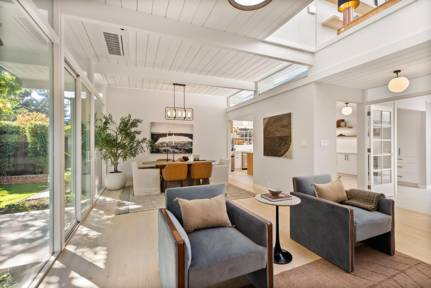 Detail Gallery Image 12 of 51 For 1736 Frobisher Way, San Jose,  CA 95124 - 4 Beds | 2 Baths