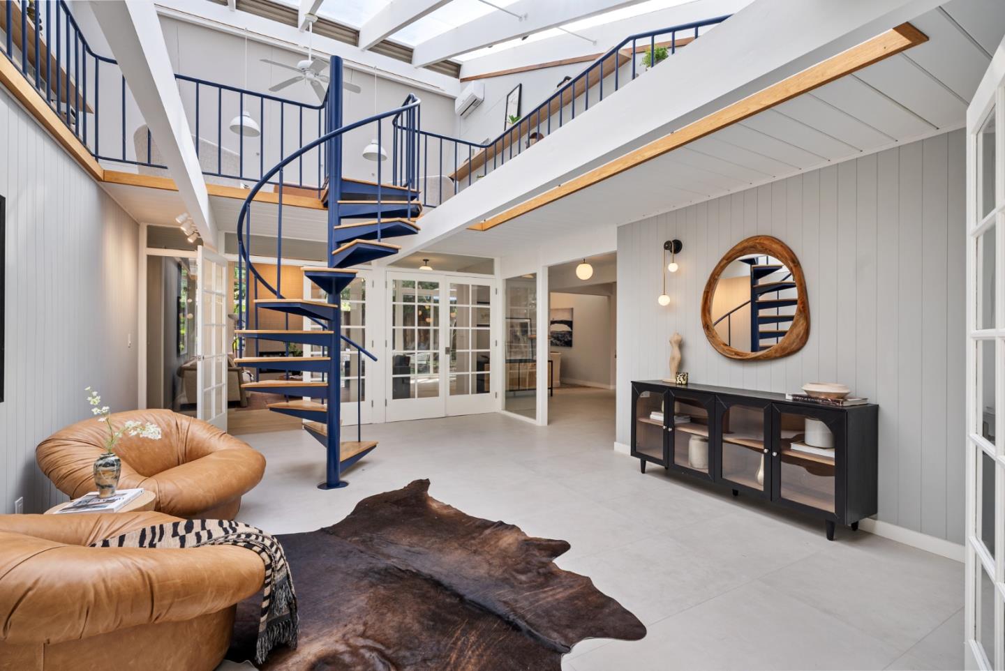 Detail Gallery Image 3 of 51 For 1736 Frobisher Way, San Jose,  CA 95124 - 4 Beds | 2 Baths