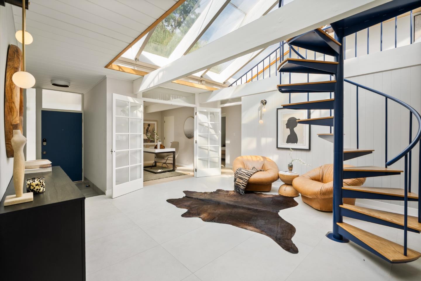 Detail Gallery Image 4 of 51 For 1736 Frobisher Way, San Jose,  CA 95124 - 4 Beds | 2 Baths