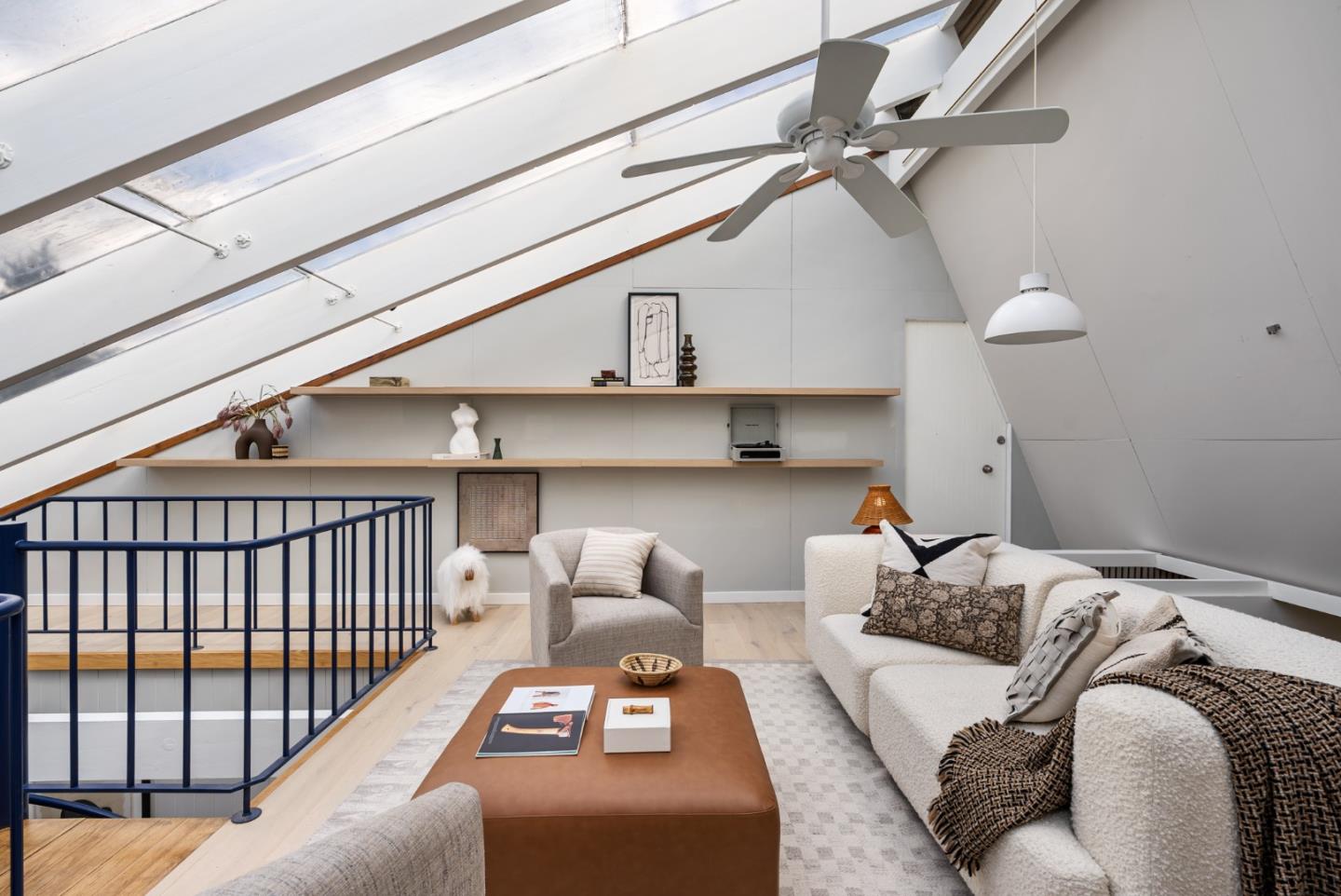 Detail Gallery Image 5 of 51 For 1736 Frobisher Way, San Jose,  CA 95124 - 4 Beds | 2 Baths