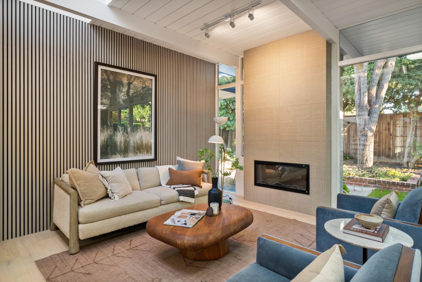 Detail Gallery Image 7 of 51 For 1736 Frobisher Way, San Jose,  CA 95124 - 4 Beds | 2 Baths