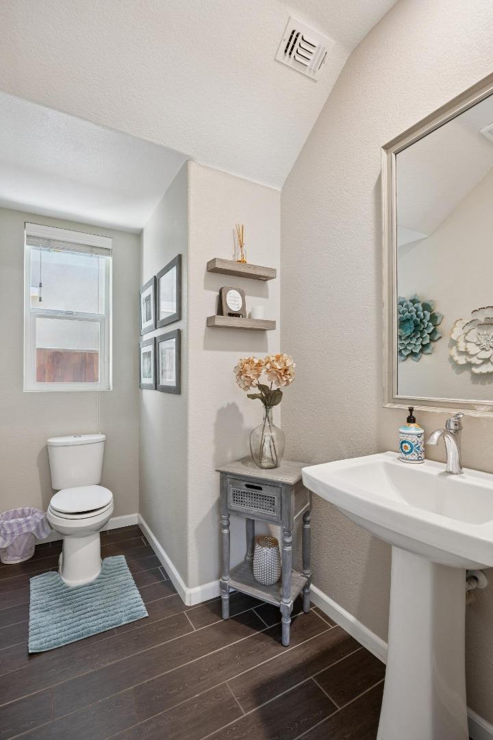 Detail Gallery Image 33 of 75 For 2521 Apricot Way, Gilroy,  CA 95020 - 3 Beds | 2/1 Baths