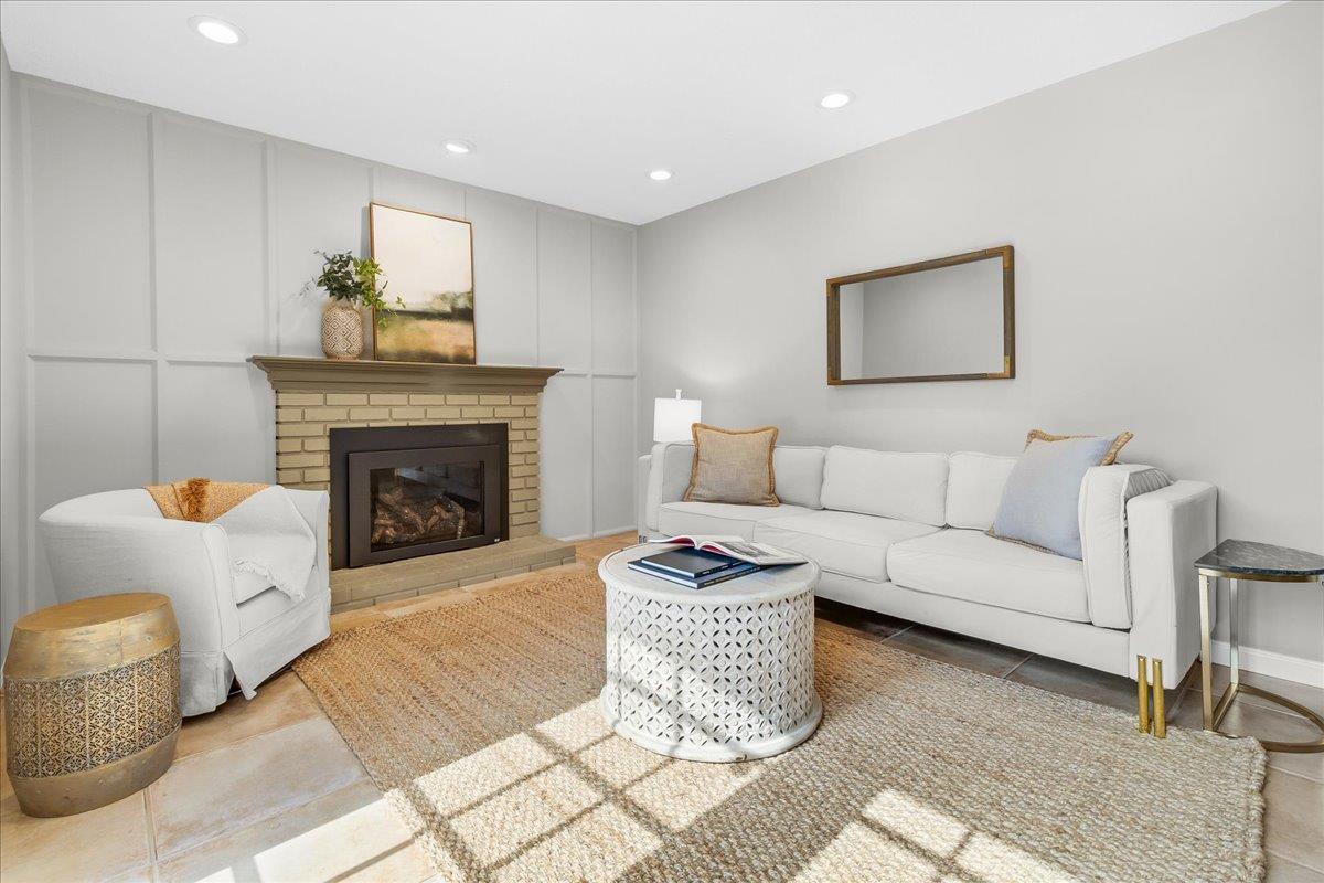 Detail Gallery Image 18 of 44 For 2304 Mattison Ln, Santa Cruz,  CA 95062 - 3 Beds | 2 Baths