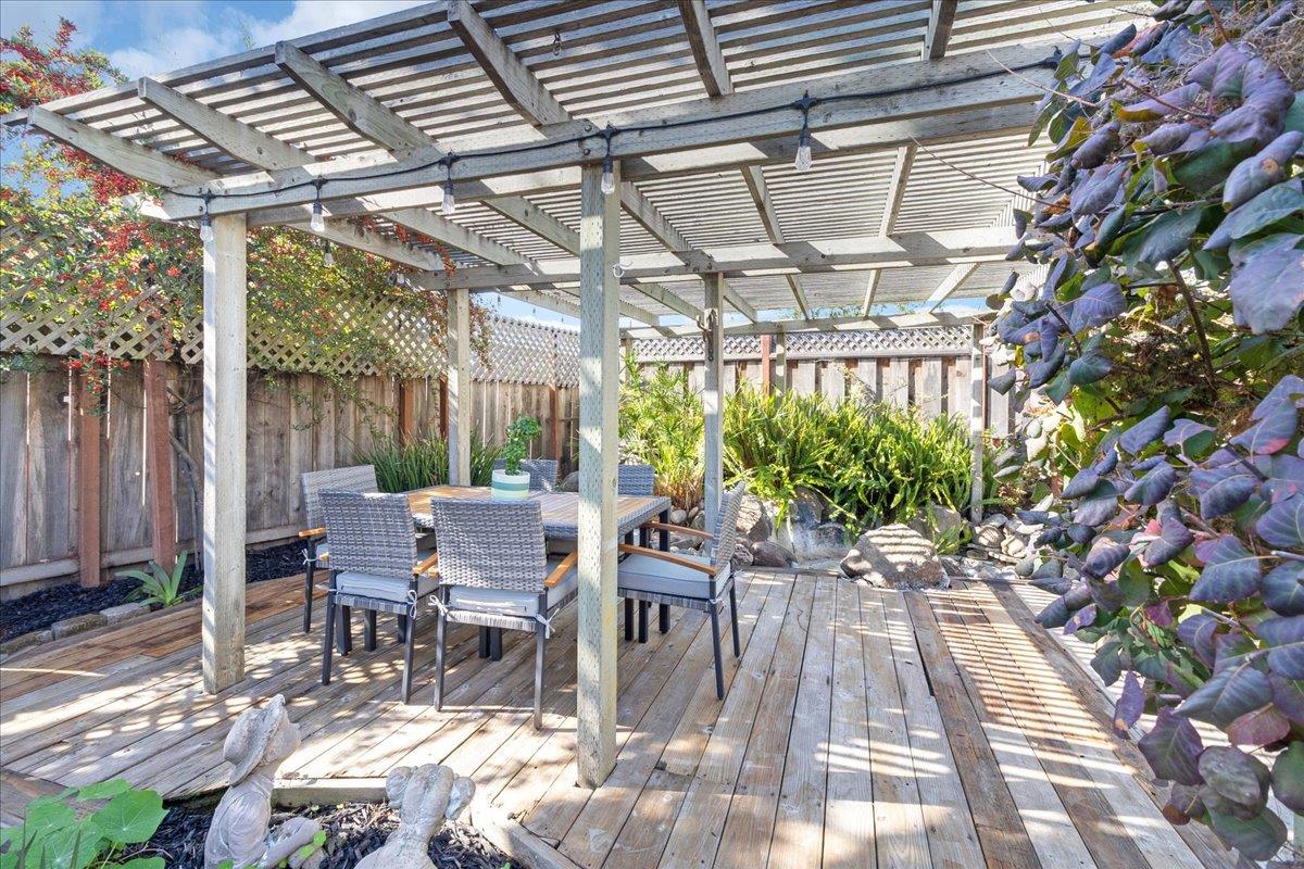 Detail Gallery Image 37 of 44 For 2304 Mattison Ln, Santa Cruz,  CA 95062 - 3 Beds | 2 Baths