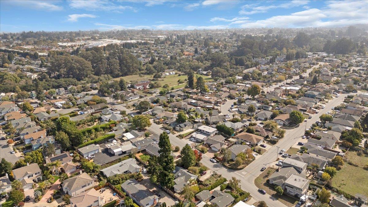 Detail Gallery Image 43 of 44 For 2304 Mattison Ln, Santa Cruz,  CA 95062 - 3 Beds | 2 Baths