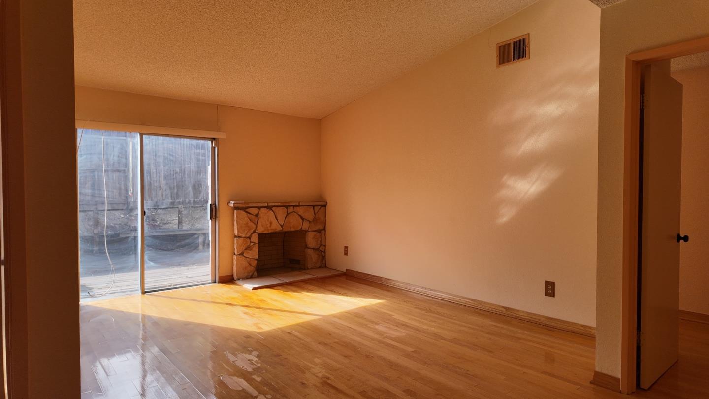 Detail Gallery Image 4 of 18 For 513 Virgil St, Bay Point,  CA 94565 - 3 Beds | 2 Baths