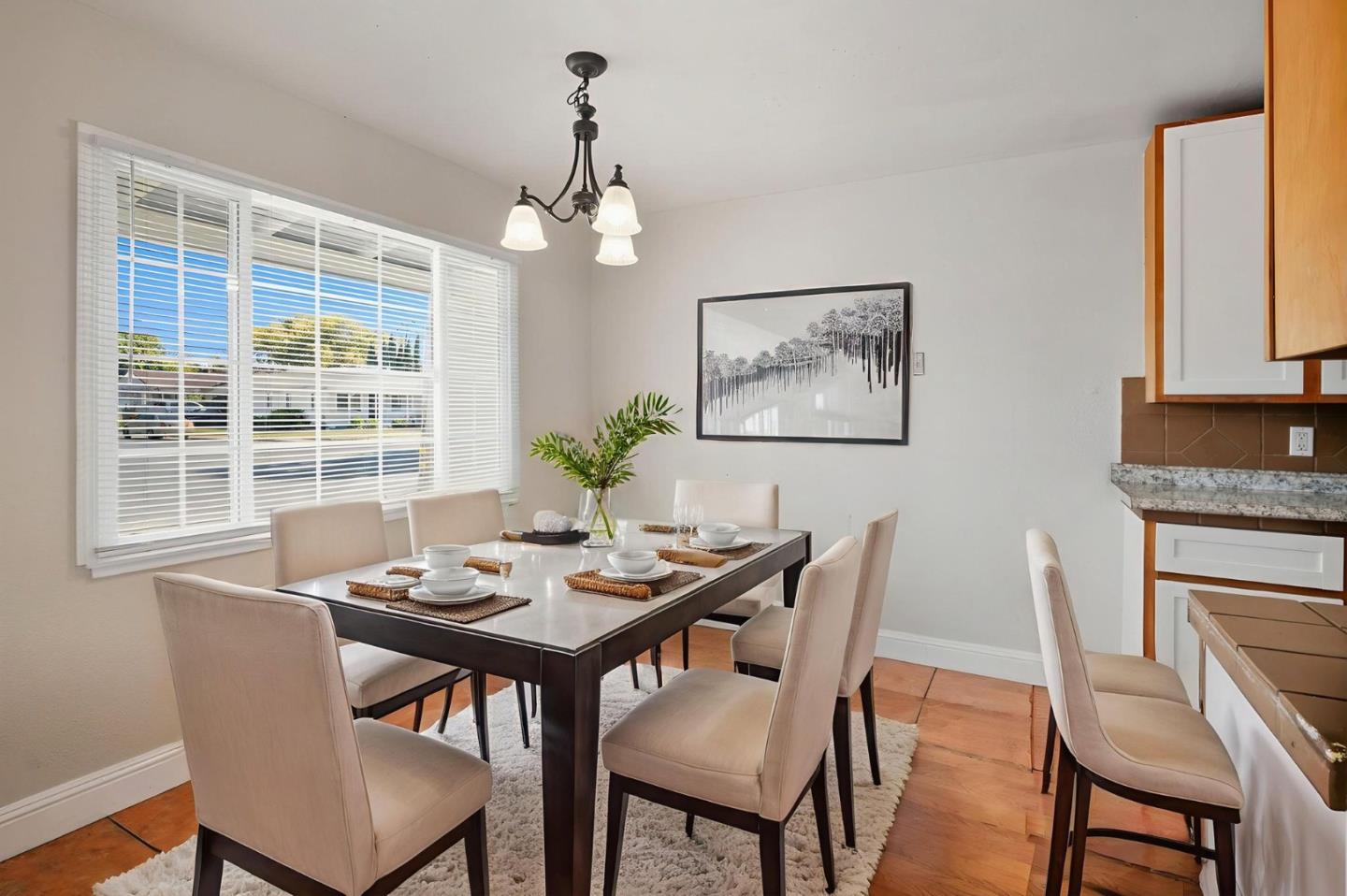 Detail Gallery Image 17 of 43 For 957 Oakwood Ave, Vallejo,  CA 94591 - 4 Beds | 1 Baths