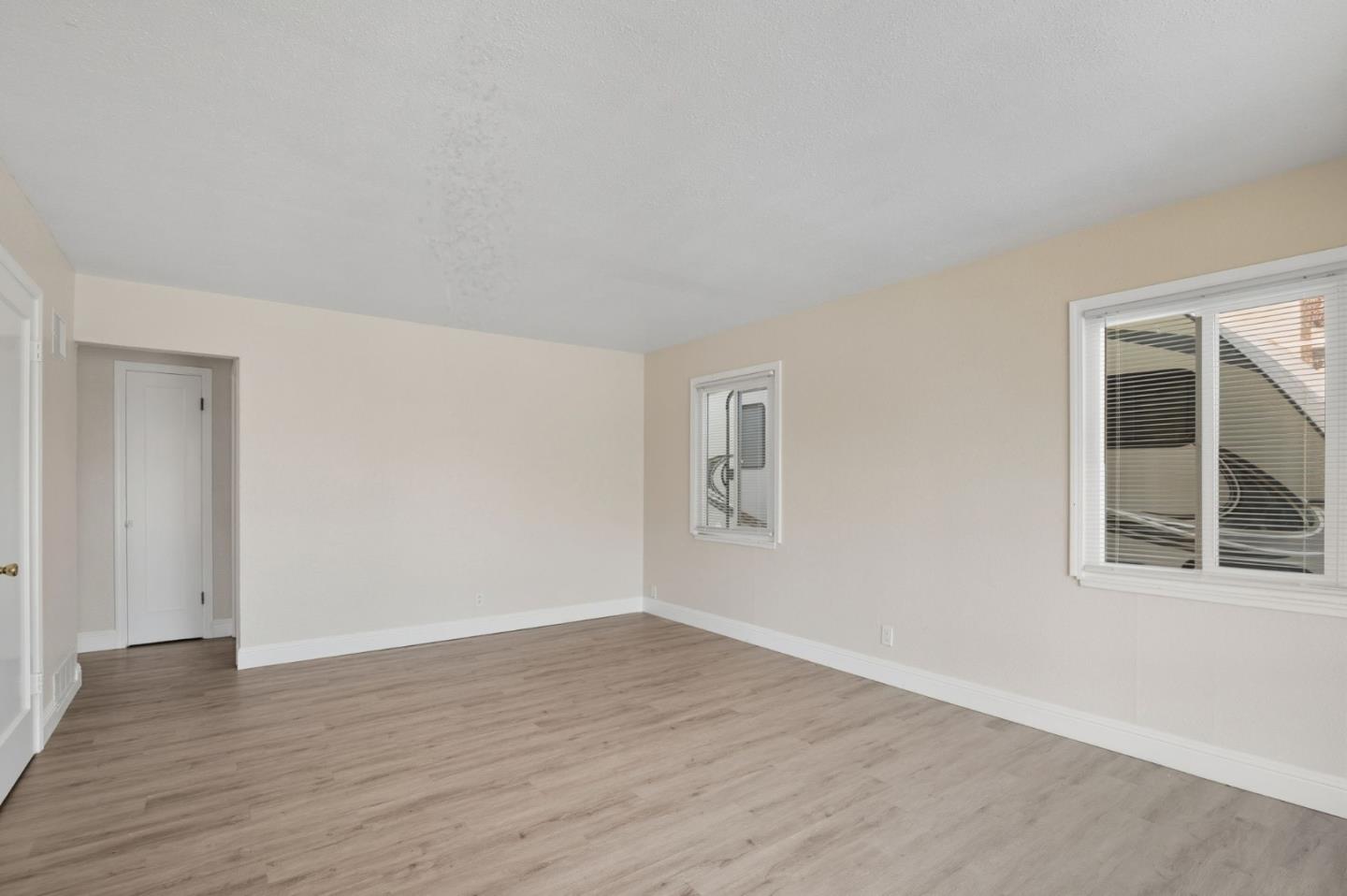 Detail Gallery Image 20 of 43 For 957 Oakwood Ave, Vallejo,  CA 94591 - 4 Beds | 1 Baths