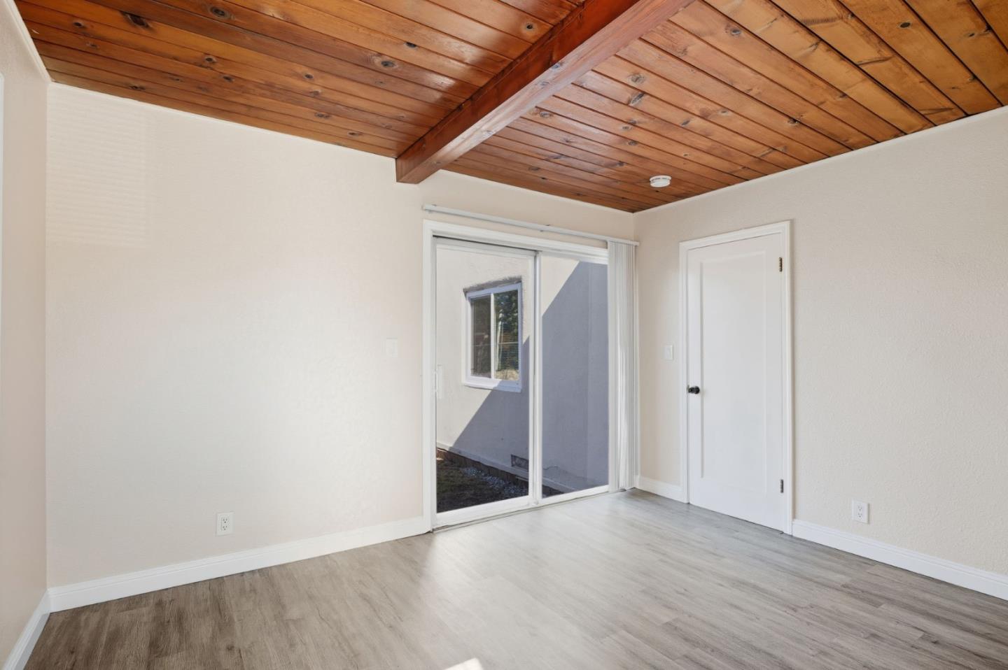 Detail Gallery Image 31 of 43 For 957 Oakwood Ave, Vallejo,  CA 94591 - 4 Beds | 1 Baths