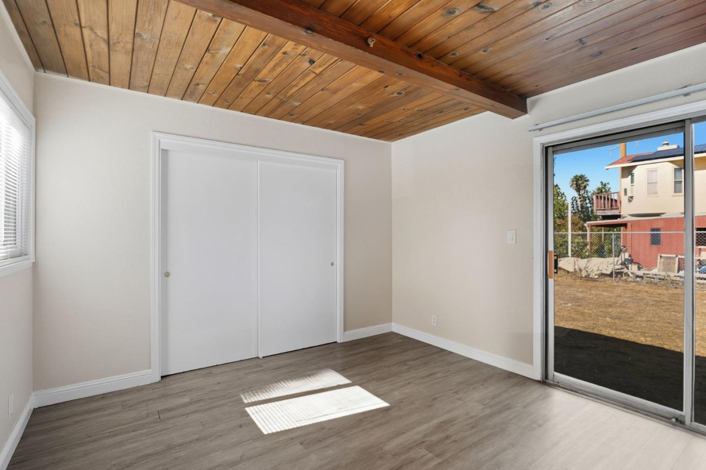 Detail Gallery Image 33 of 43 For 957 Oakwood Ave, Vallejo,  CA 94591 - 4 Beds | 1 Baths