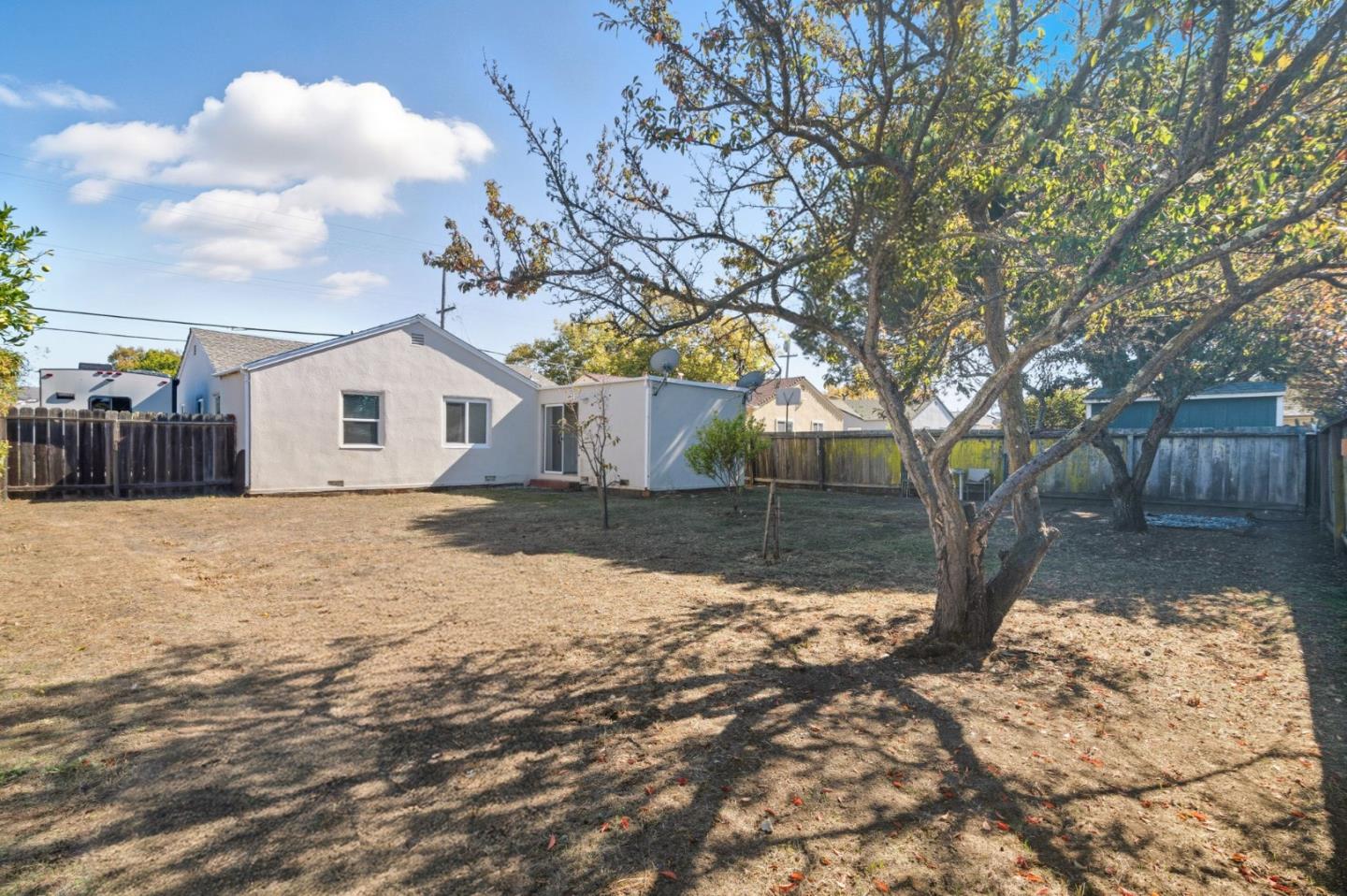 Detail Gallery Image 39 of 43 For 957 Oakwood Ave, Vallejo,  CA 94591 - 4 Beds | 1 Baths